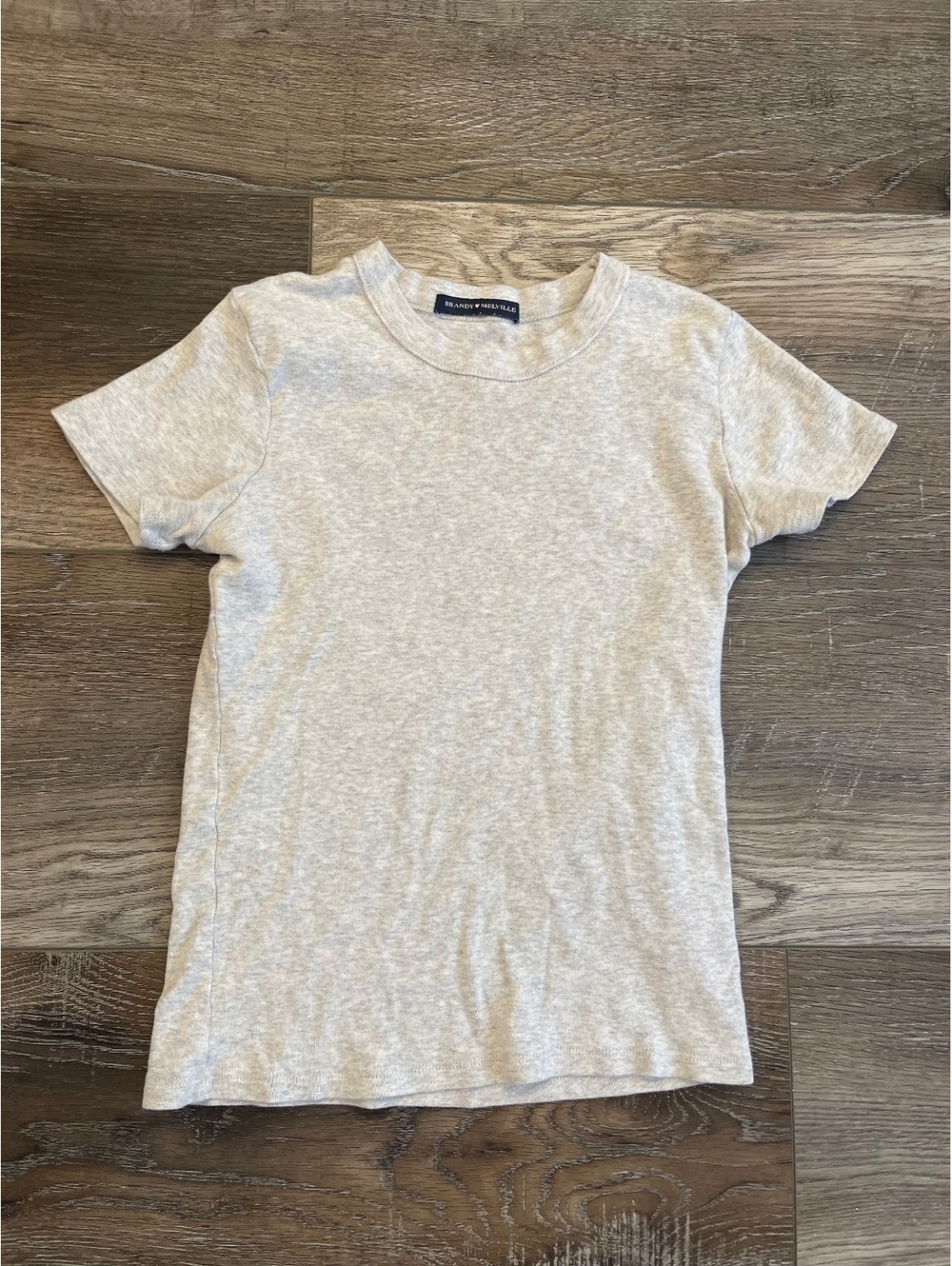 Brandy Melville t-shirt EUC OS